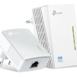 TP-LINK Wi-Fi AV600 Powerline Extender Kit TL-WPA4220