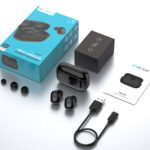 CELEBRAT earphones με θήκη φόρτισης W7