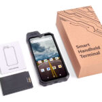 UNIWA smartphone W999