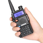 BAOFENG ασύρματος πομποδέκτης UV-5R