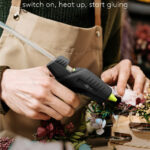 GOOBAY πιστόλι θερμοκόλλησης σιλικόνης 77824 με 2x ράβδους σιλικόνης 11mm