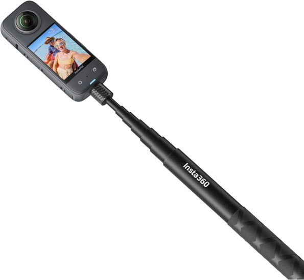 114-invisible-selfie-stick-2