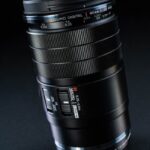 9035_90mm_90macro_BLK_Stand_MF