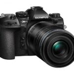 9035_90mm_90macro_BLK_Stand_MF