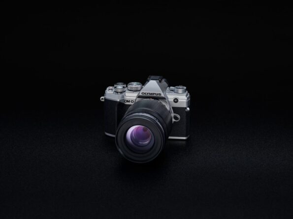 E-M5-Mark-III-40-150mm-F4