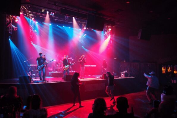 Pool_Lens_ED-0714_PRO_Martin_Wagner_MW010185__Sample-scaled