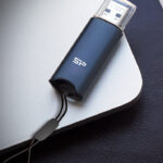 SILICON POWER USB Flash Drive Marvel M02