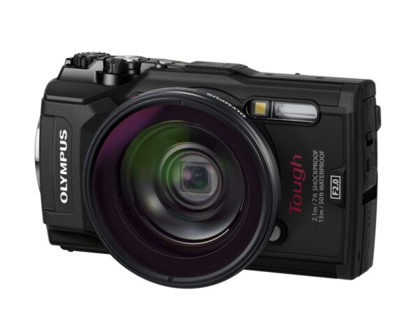 Tough_TG-5_FCON-T01_CLA-T01_black__Product_010-scaled