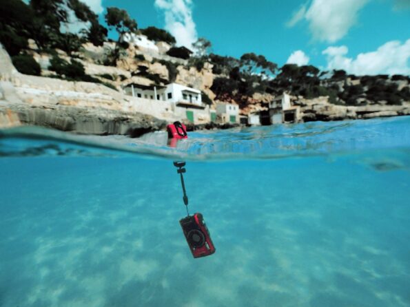 Tough_TG-6_red_CHS-09__Mood_002-scaled