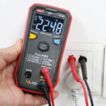 UNI-T ψηφιακό πολύμετρο UT123D