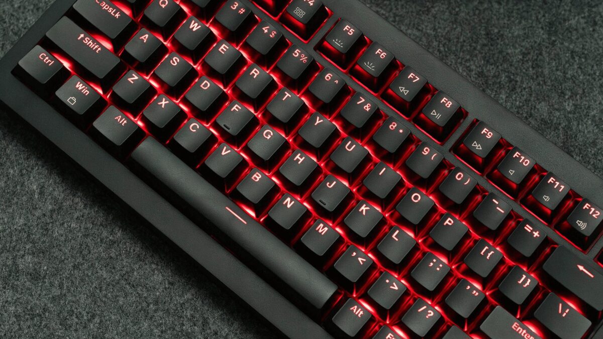 X4-Shine-through-keycaps_db52e11