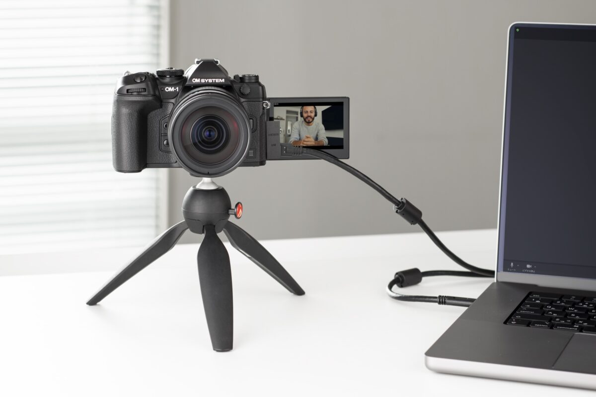 OM-1_Mark_II_12-40II_webcam