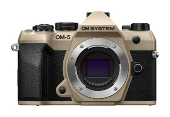Olympus OM-5 II body sand beige, BLS-50 Battery, Eyecup, USB Connection Cable, Shoulder Strap