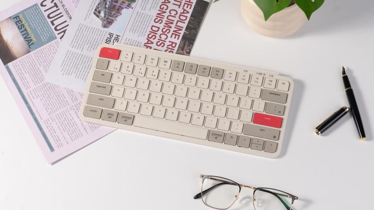 B1-Pro-Retro-Red