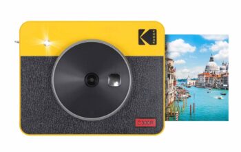 Kodak Mini Shot 3 Retro -Instant Camera & Photo Printer (7.6 x 7.6 cm) iOS & Android BT + 8 Sheets